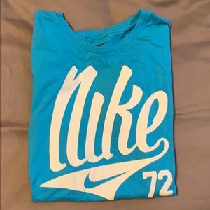 Nike woman’s tshirt